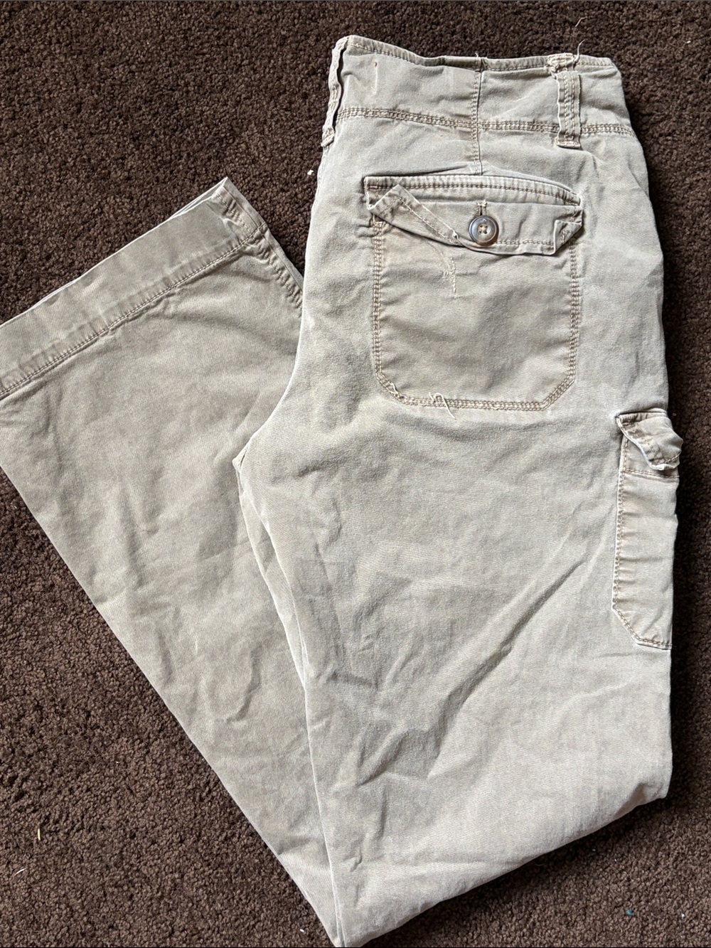 Old Navy Women's Light Green/Tan Straight-Leg Cargo Jeans